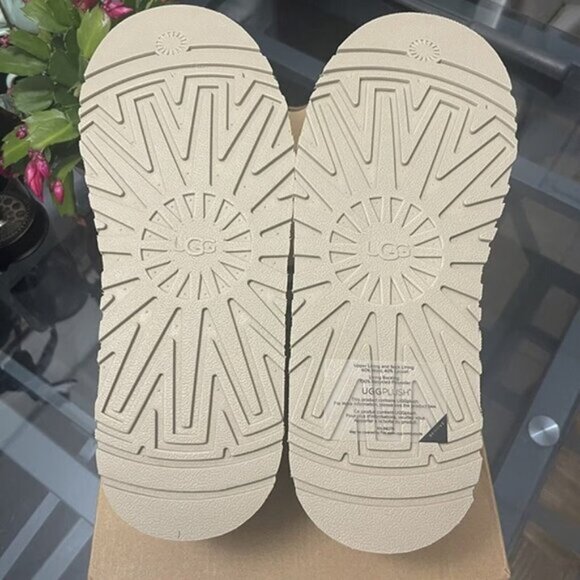 UGG Tazz Platform Slipper Mustard Seed - Picture 5 of 5